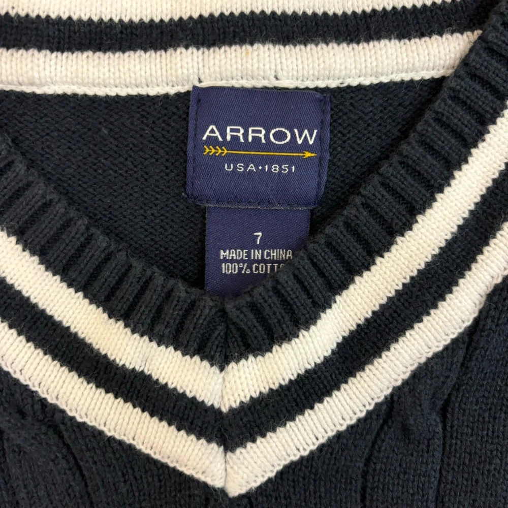 Kids navy blue sweater vest, size 7